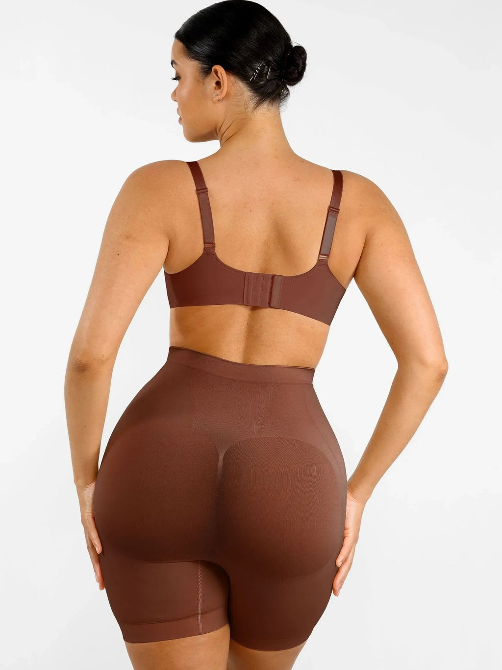 Butt-Lifting Seamless Comfort Shaping Shorts