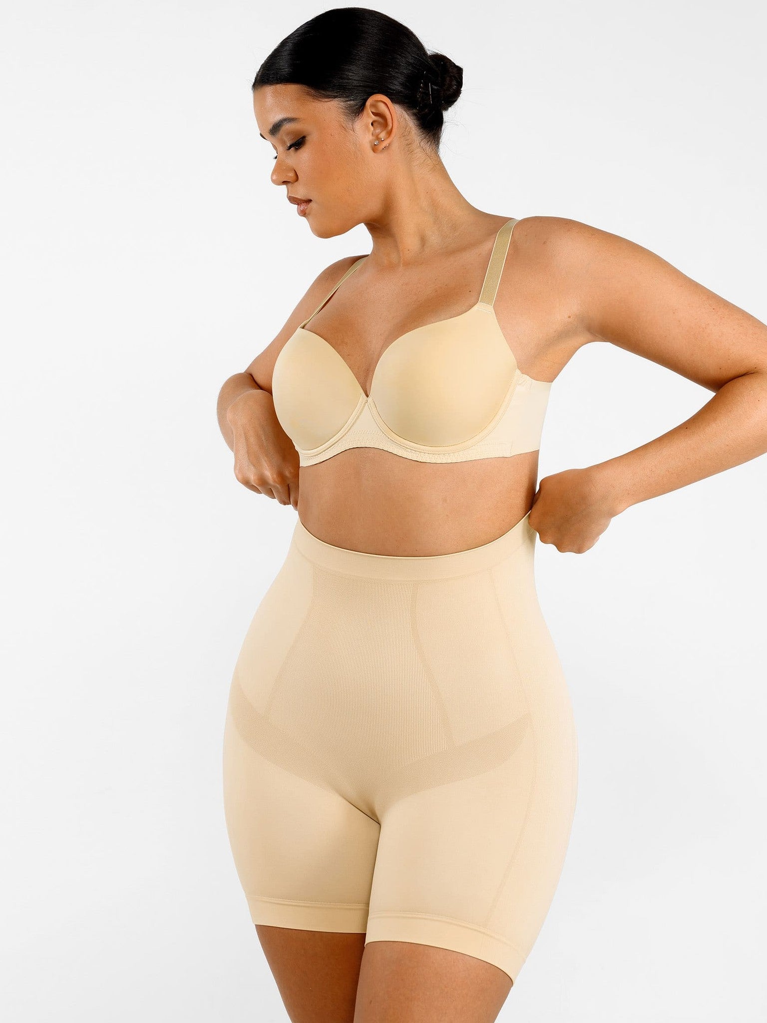 Butt-Lifting Seamless Comfort Shaping Shorts