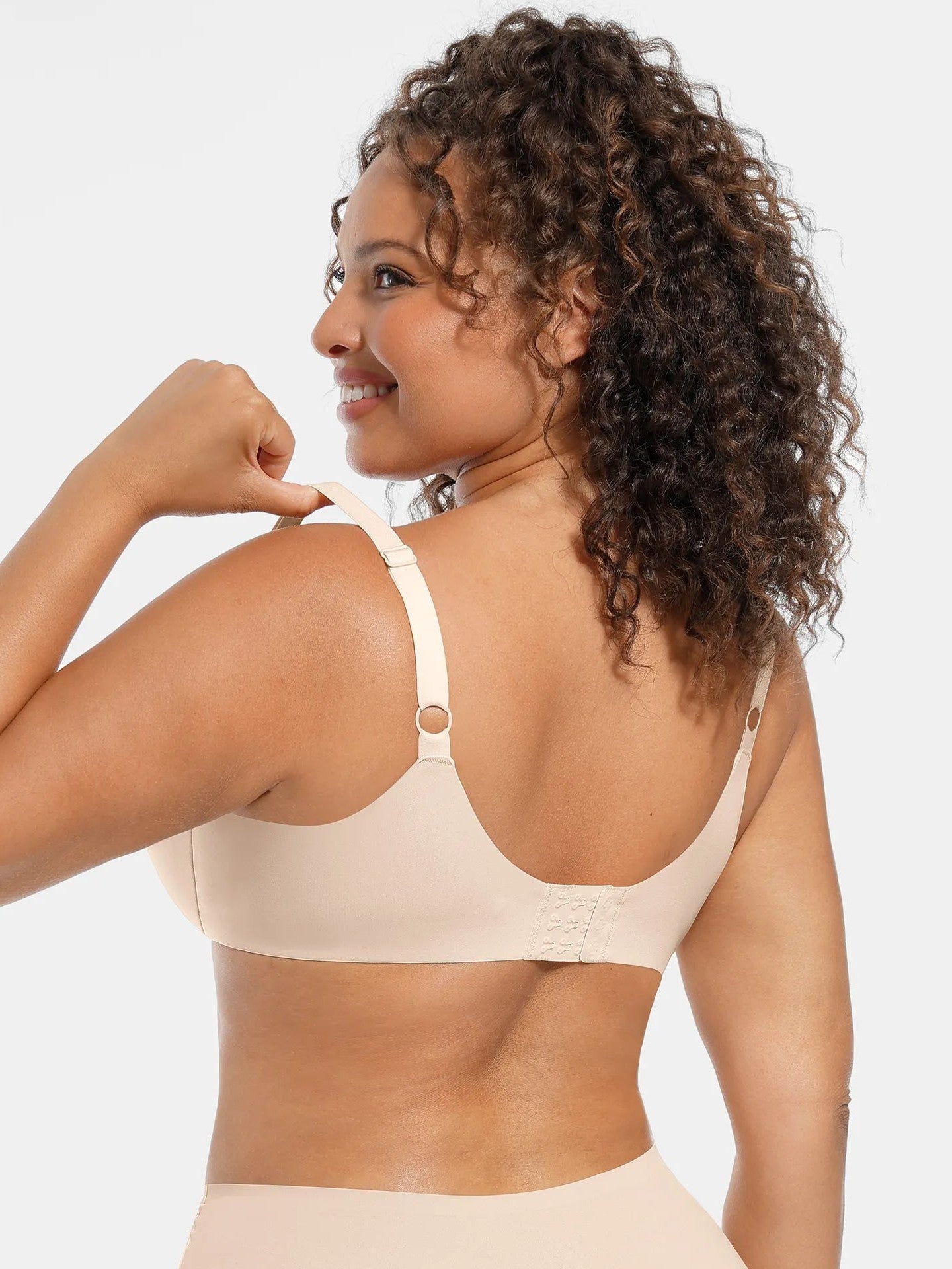 Adjustable-Strap Underwire Deep V-neck Bra Bundle