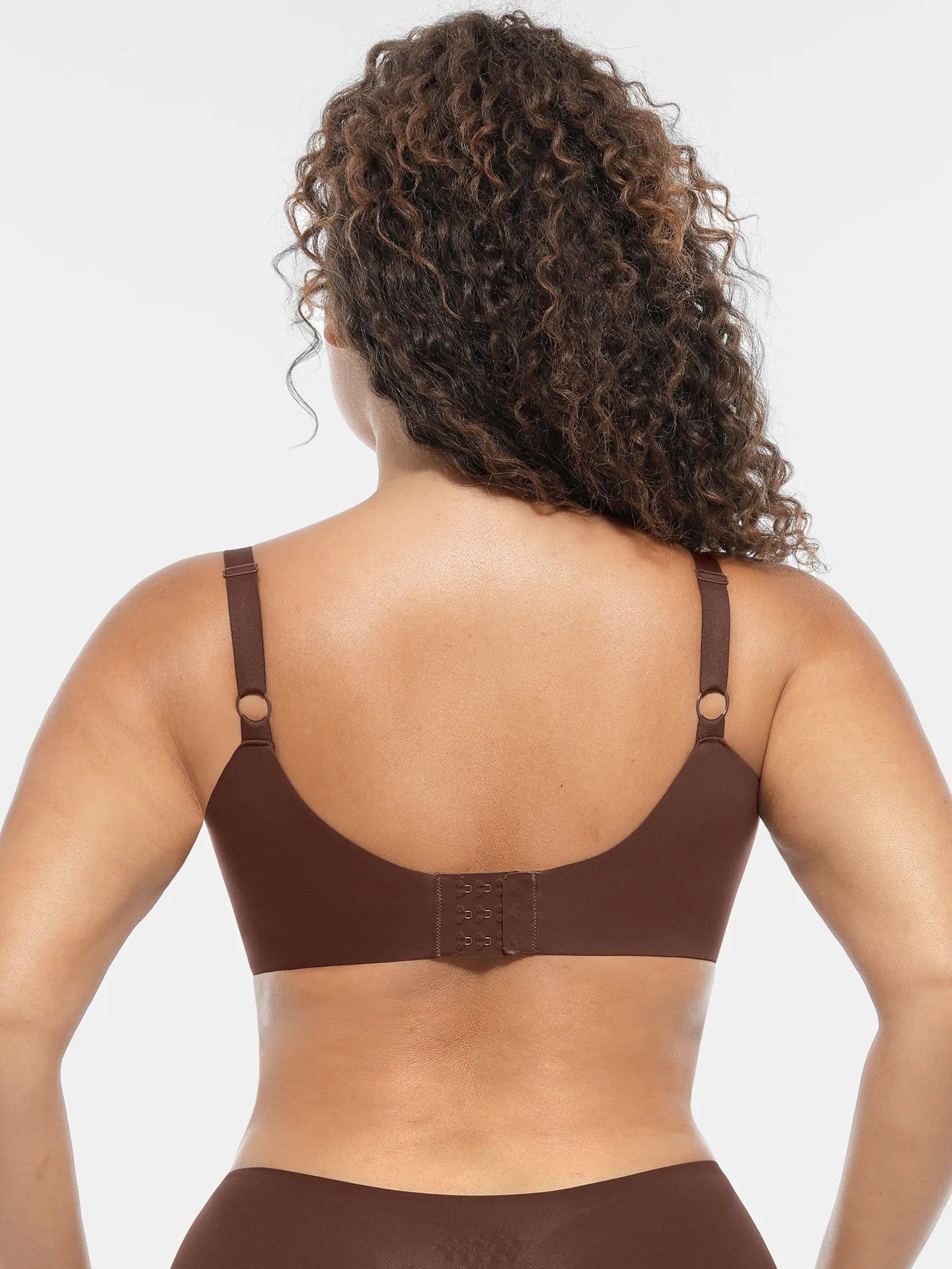 Adjustable-Strap Underwire Deep V-neck Bra Bundle