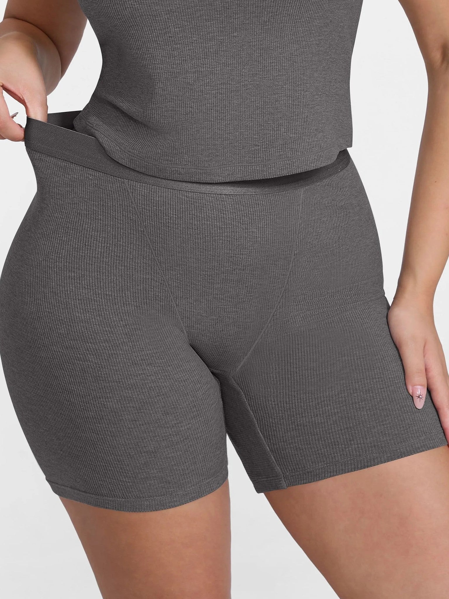 Feelingirl Comfortable Stretchy Mid-Waist Boxer Shorts