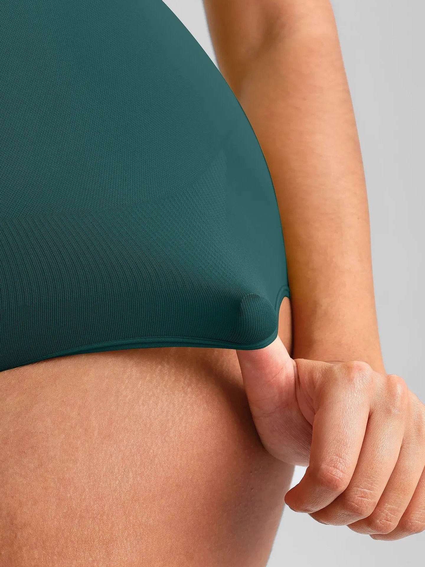 Scoop Neck Buttery Seamless Everyday Bodysuit